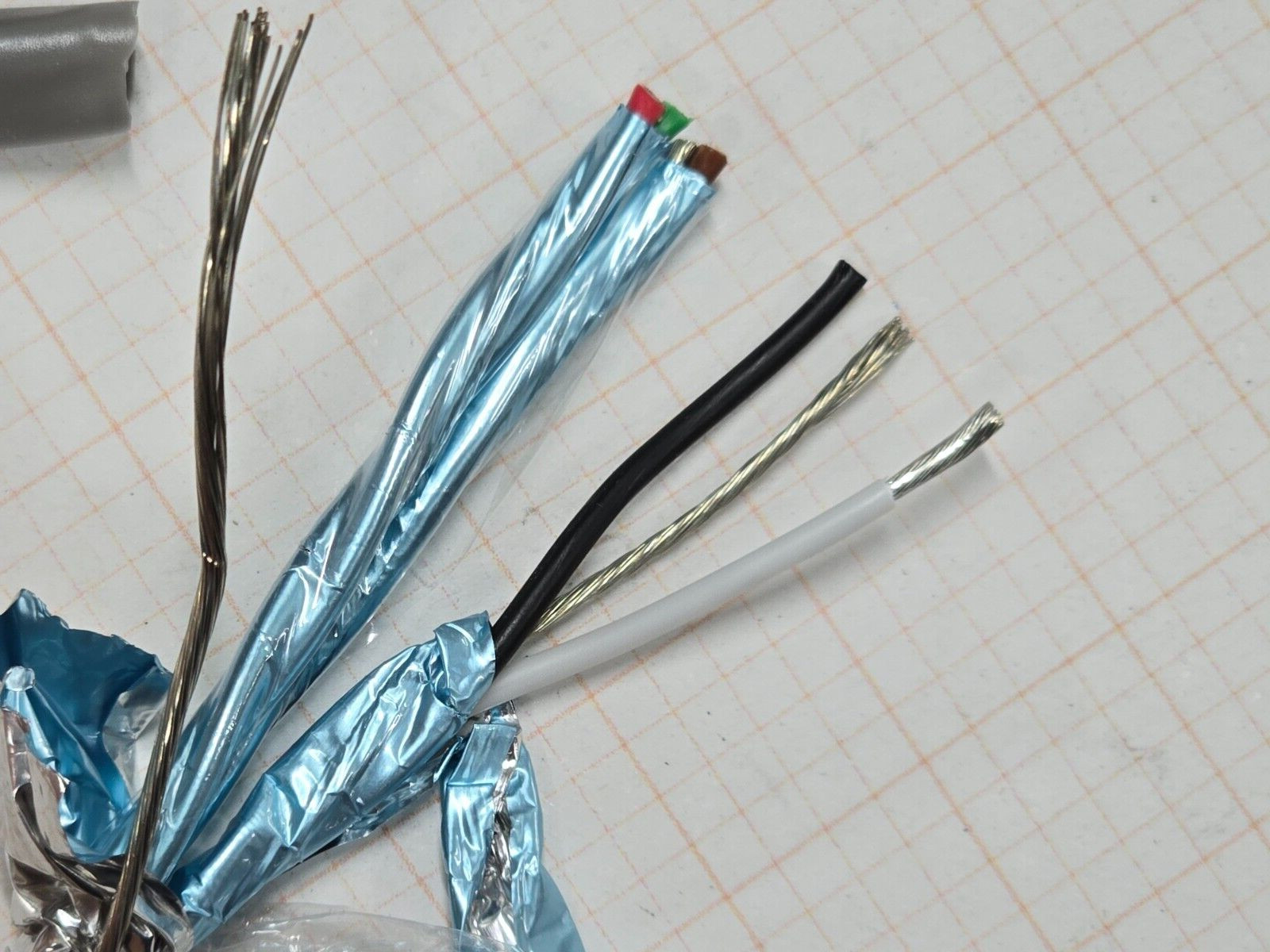 Belden 9773MN 18/3P SpaceMaker SPOS Shielded Twisted Pairs Control Cable /10ft