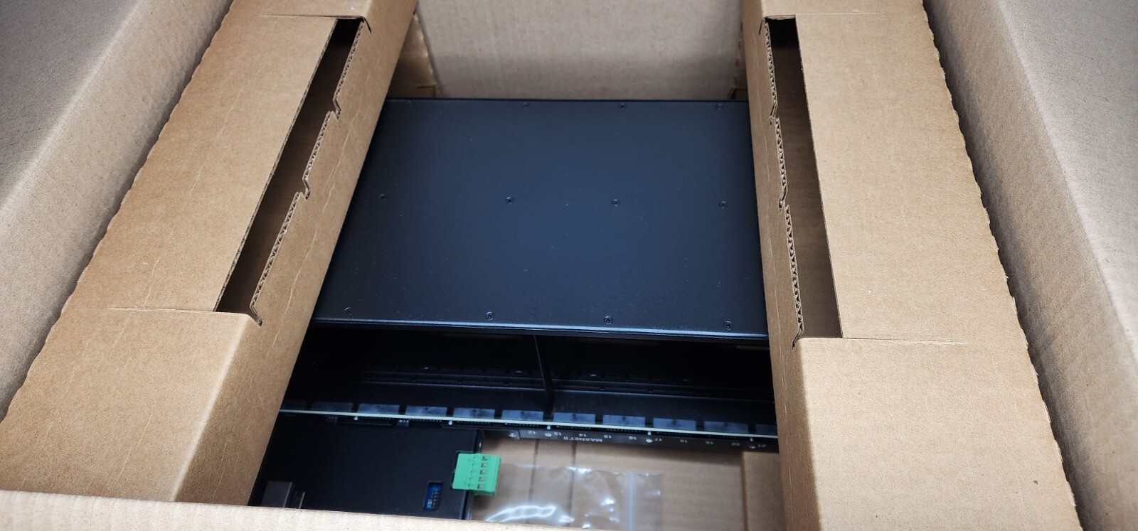 ATX MAXNET II MP3BA Active Chassis w/ MP3-COM