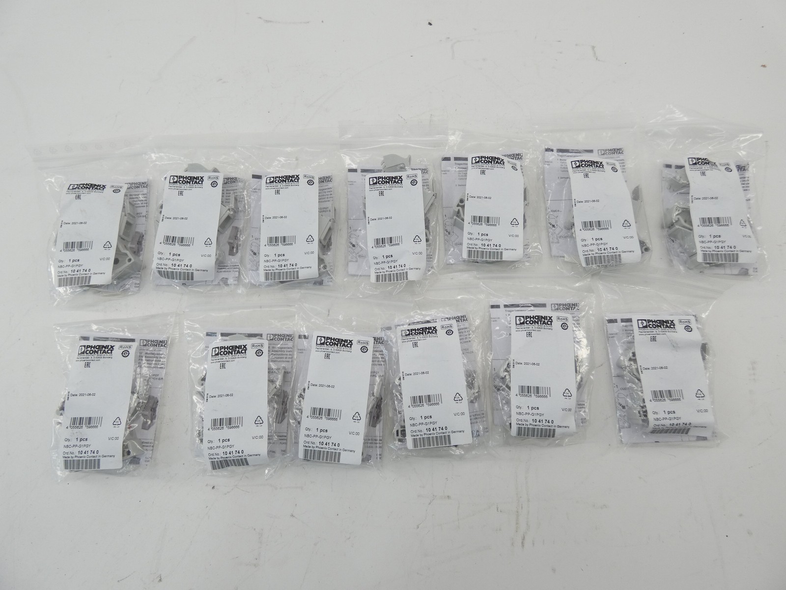 *Lot of 13* Phoenix Contact DIN Rail Adapter 1041740 NBC-PP-G1PGY – NEW Surplus!