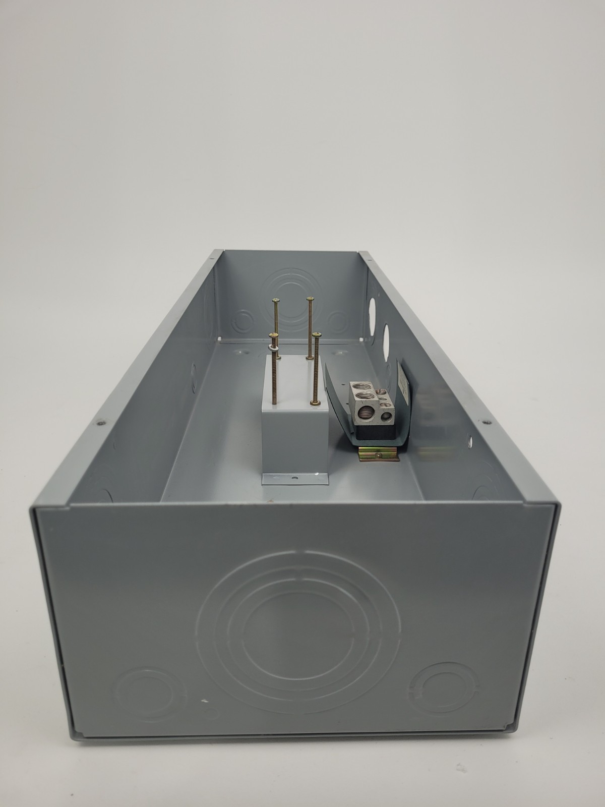 TQD225S / TQD225F GE 225A 240V Blank Enclosure for TQD Breaker -Next Day Option