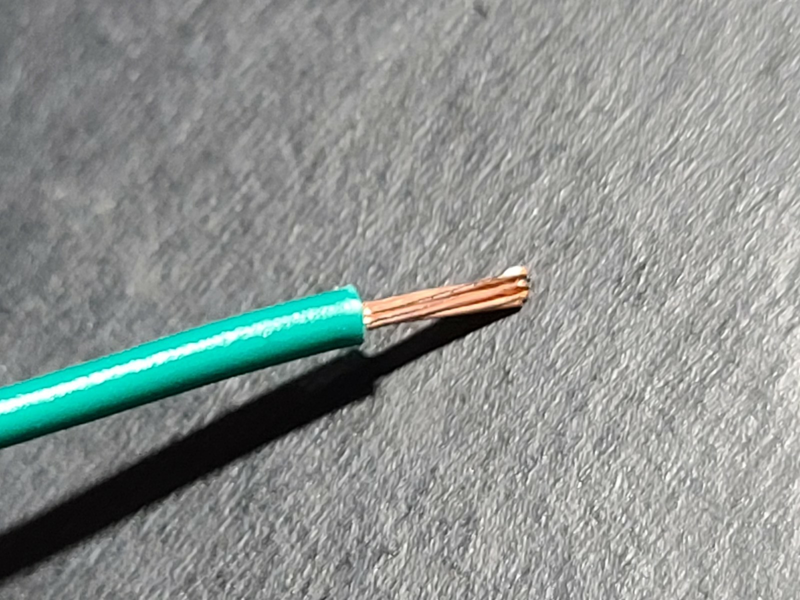Southwire #18awg Stranded Bare Copper UL-1015/1230/1032 Hook-Up Wire Green/100ft