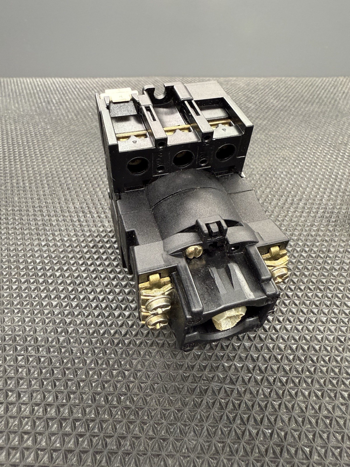 Siemens 3LD11 18-OTB53, Disconnect with Knob Mount And Connector