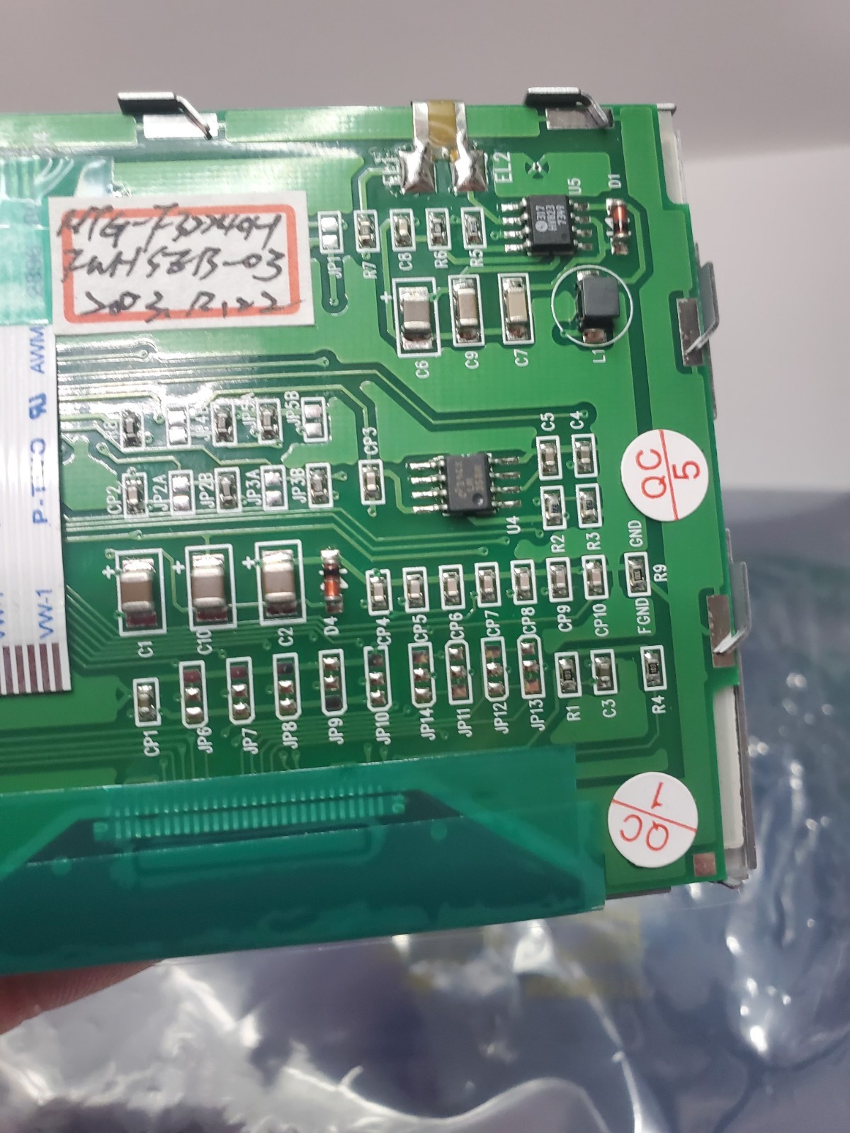 Microtips MTG-F32240HFWHSEB-03 5.7″ 320×240 FSTN LCD Module PCB
