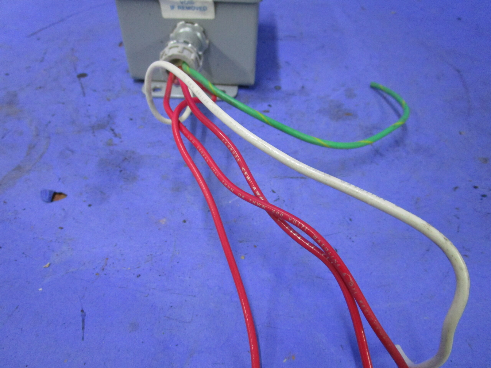 Innovative Technology SP-3Y 120-208 Transient-Voltage Surge Supressor + 1 Yea…