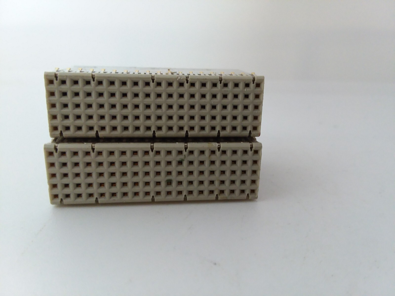 EPT 244-23300-15 CARD EDGE & BACKPLANE CONNECTOR 95 2mm PRESS FIT (LOT OF 2) NNB