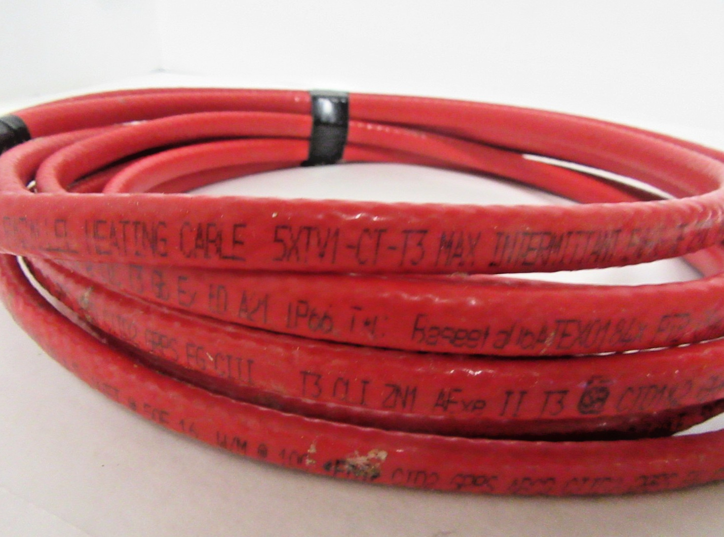 (18 ft) Raychem XTV 5XTV1-CT-T3 Parallel Self-regulating Heating Cable 5w 120v