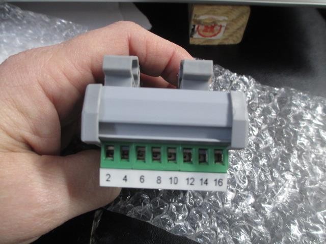 New Altech Corp 5700.2 Conn Term Blk Comp. Carrier CCA 250V 6A 22-12 AWG24 Pole