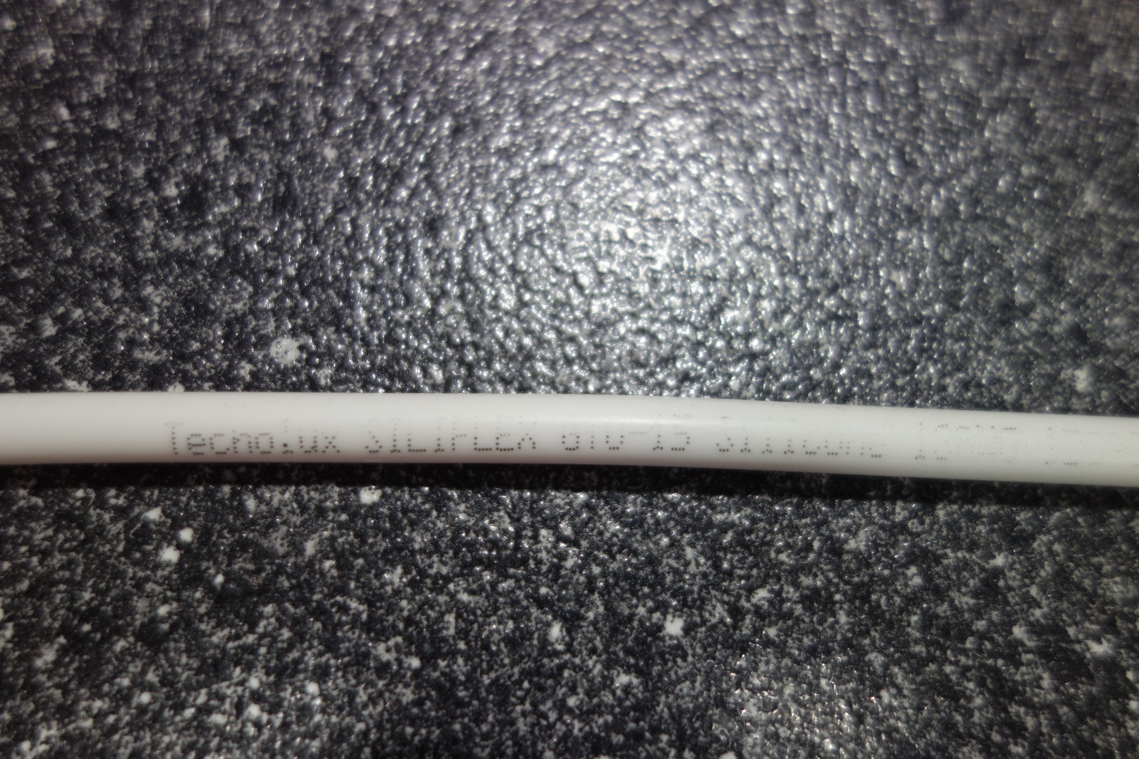 NEON GTO WIRE, WHITE High Voltage SILICONE Cable for Neon Transformer 25′ OF GTO