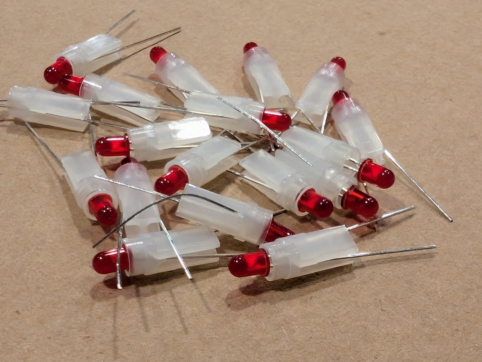 CMD5774C, 635 nm Red Uni‑Color LED, 2‑Pin T‑1 Package with Holder (Choose Qty)
