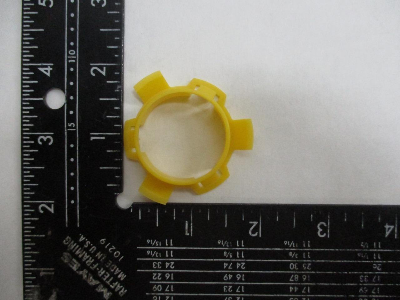 (Lot of 77) Greenlee Yellow 712M Plastic Insulators