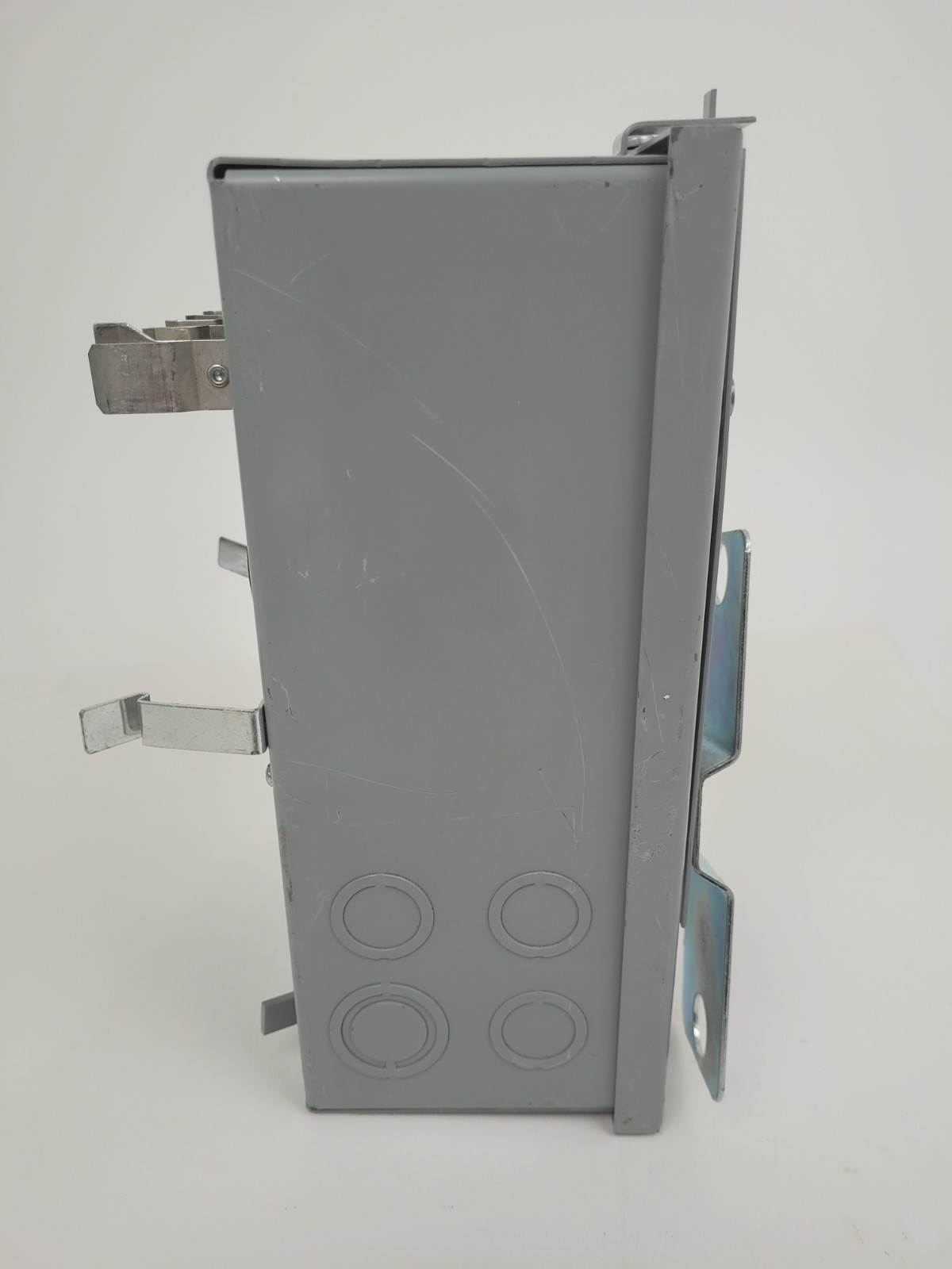 DFPTEX4G GE Breaker style Bus Plug for DH Busway 70A Breaker – Next Day Option