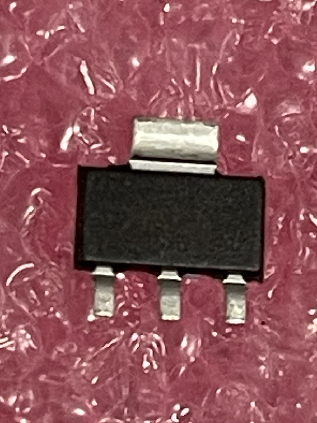 MIC5209-5.0BS IC REGULATOR LINEAR 5V 500mA SOT223-3 MICREL (LOT OF 10)