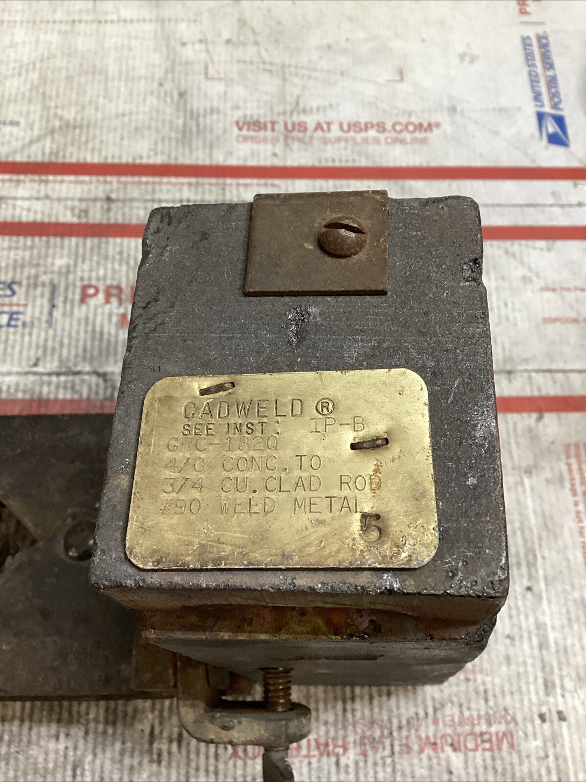 ERICO CADWELD IP-B GRC-182Q MOLD 4/0 CONC TO 3/4 CU ROD #90 CART ED4U 3295
