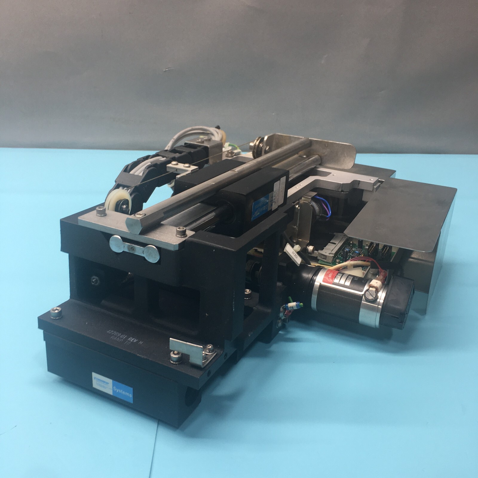 Silicon Valley Group SVG 99-43012-01 Wafer Shuttle Transfer Arm, Robot, 121460
