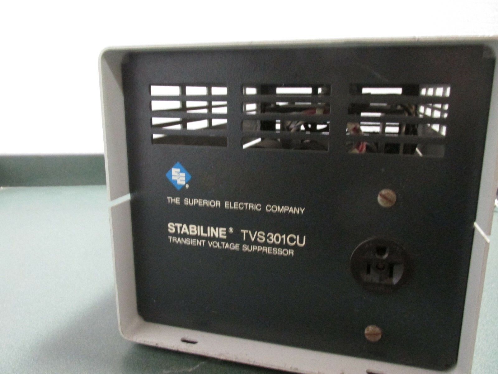 120V 30A Superior Electric Stabiline TVS301CU 1PH Transient Volt. Supp. 45675WVS