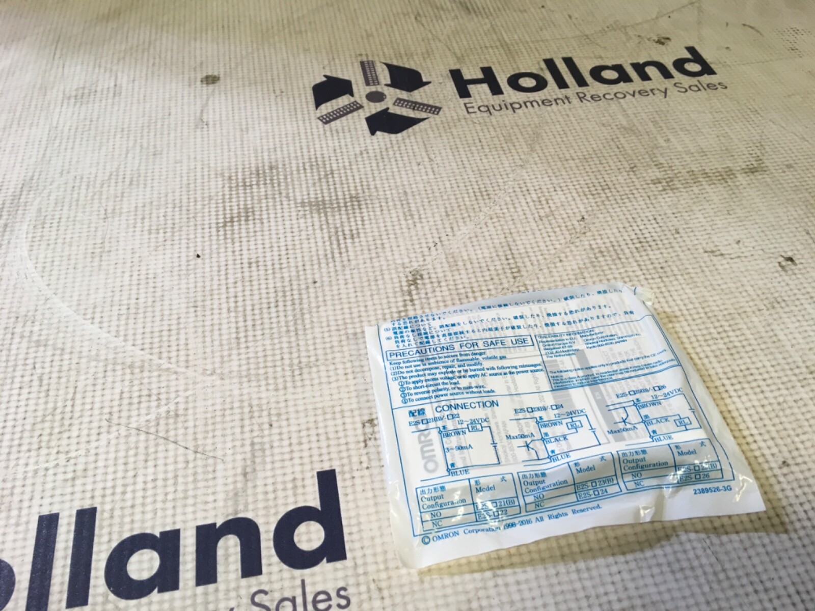 Omron proximity sensor, E2S-W21, NOS, LG-2430