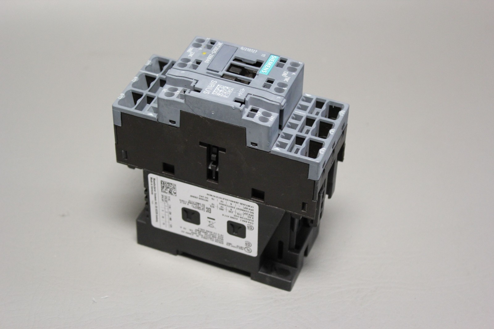 SIEMENS SIRIUS 3RT2025-2BB40 CONTACTOR