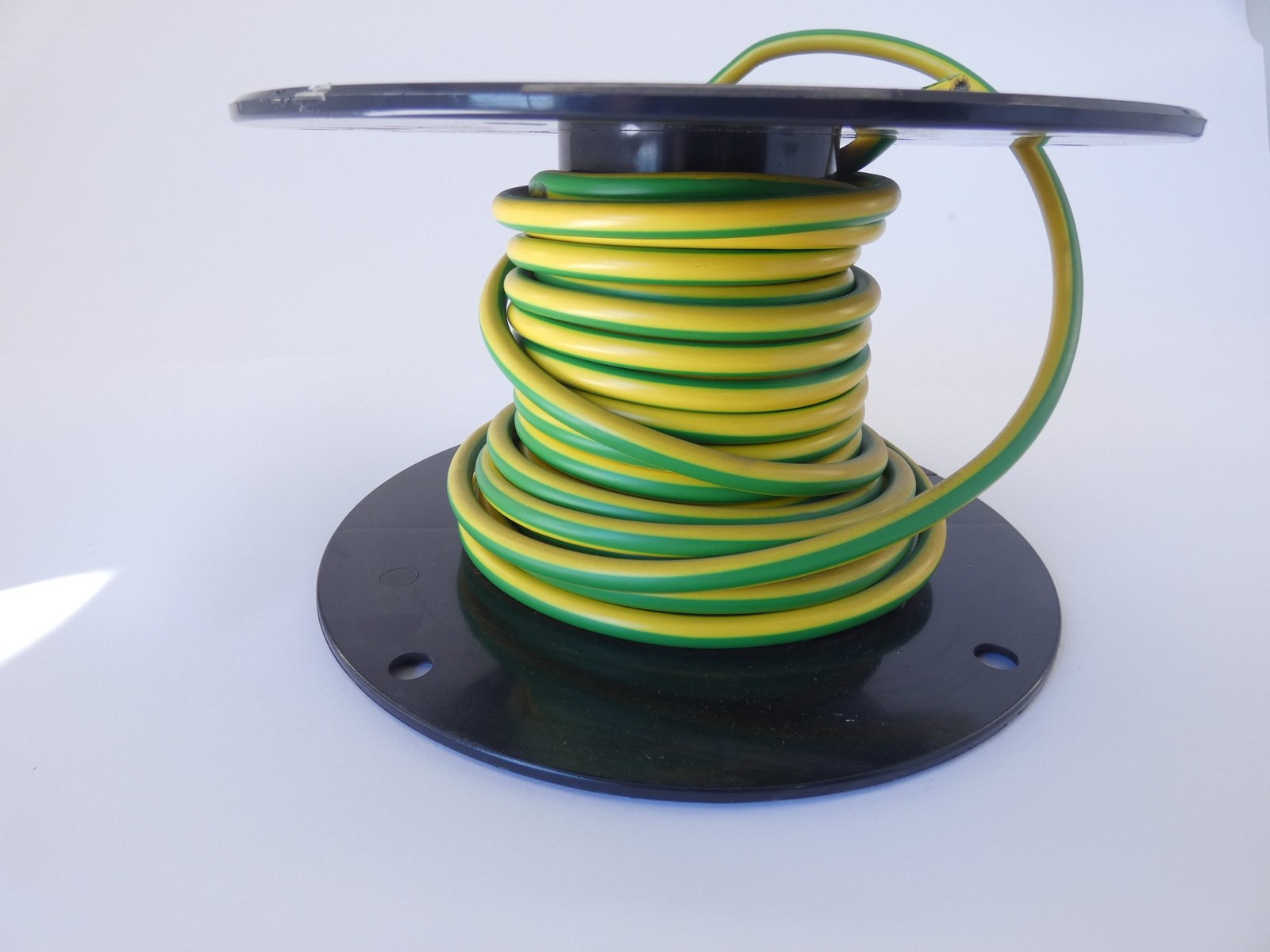 Allied Wire 4161000 Cable 4AWG GRN/YEL Lapp H07-K VW-1 600V – NEW Surplus!