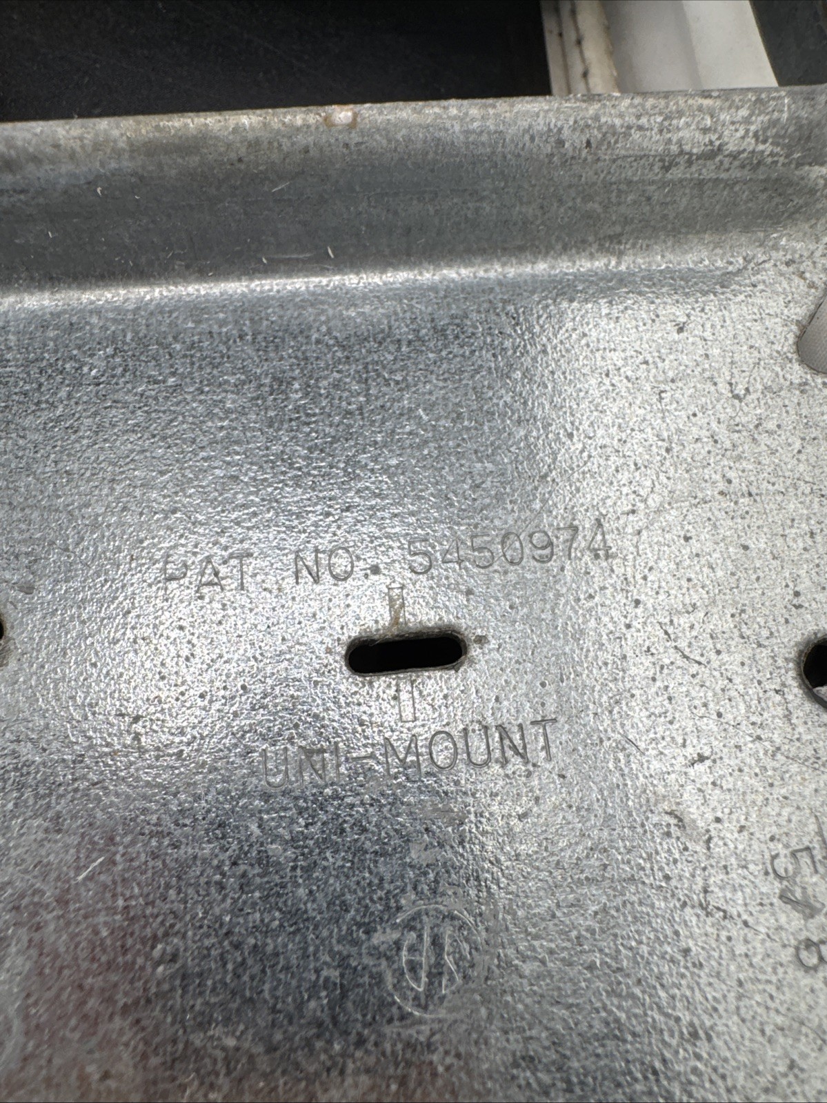 (8 Lot) Crouse Hinds TP31000 Steel 1-Gang Outlet Box Uni-Mount Cover 4″ x 5/8″