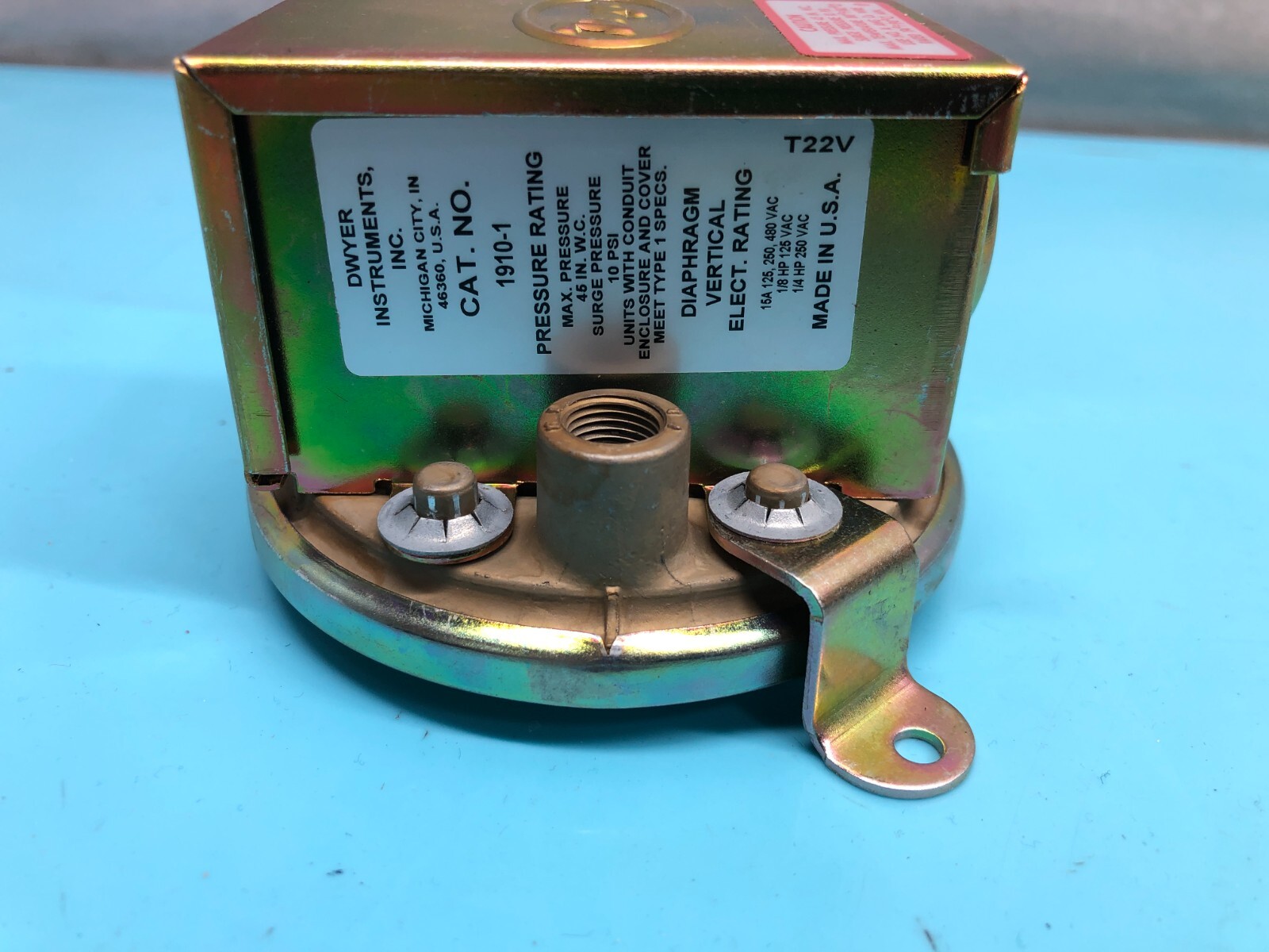 Dwyer 1910-1 Series 1900 Pressure Switch, 184219