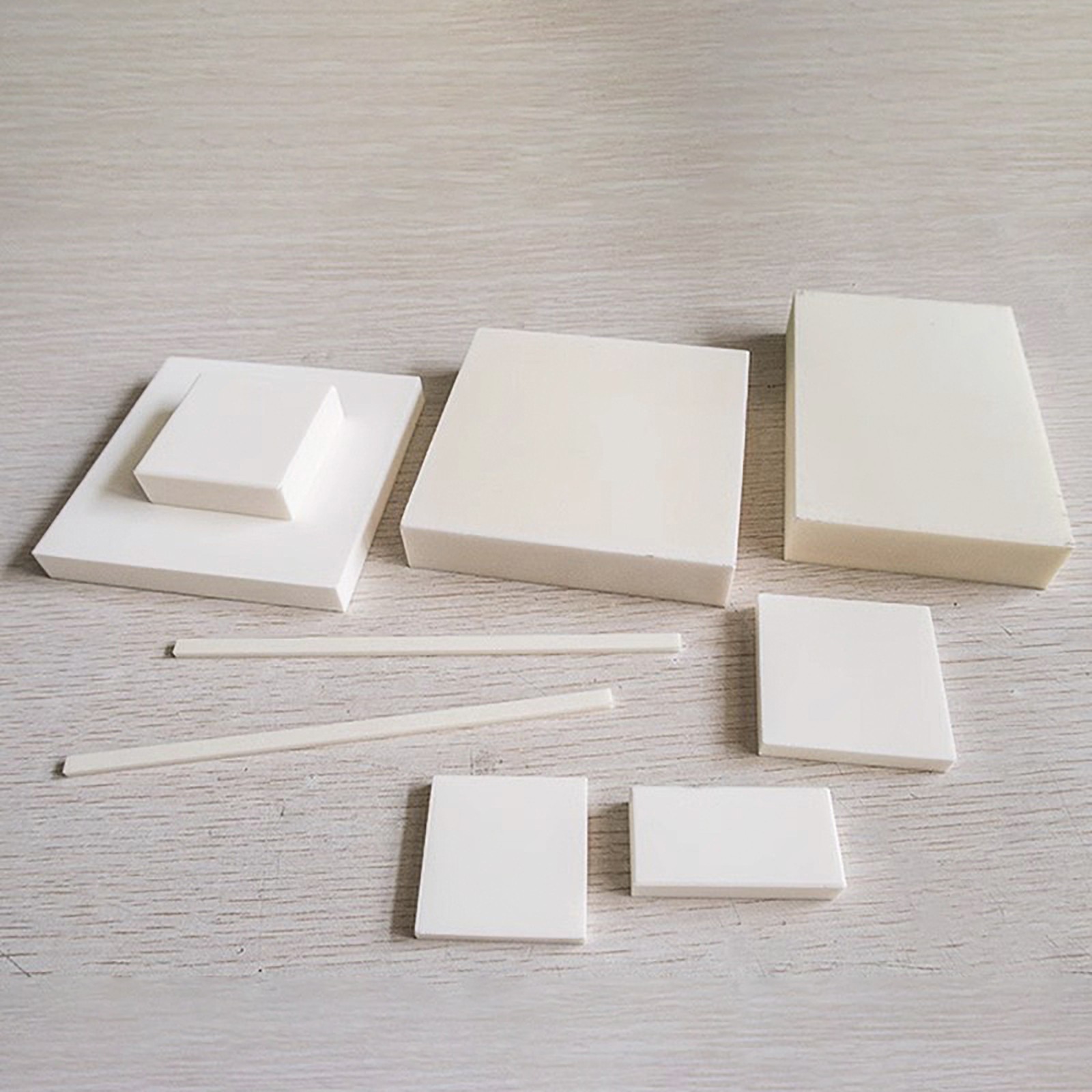99% Alumin Aluminum Oxide Ceramic Square Plate Sheet High Temperature Resistance