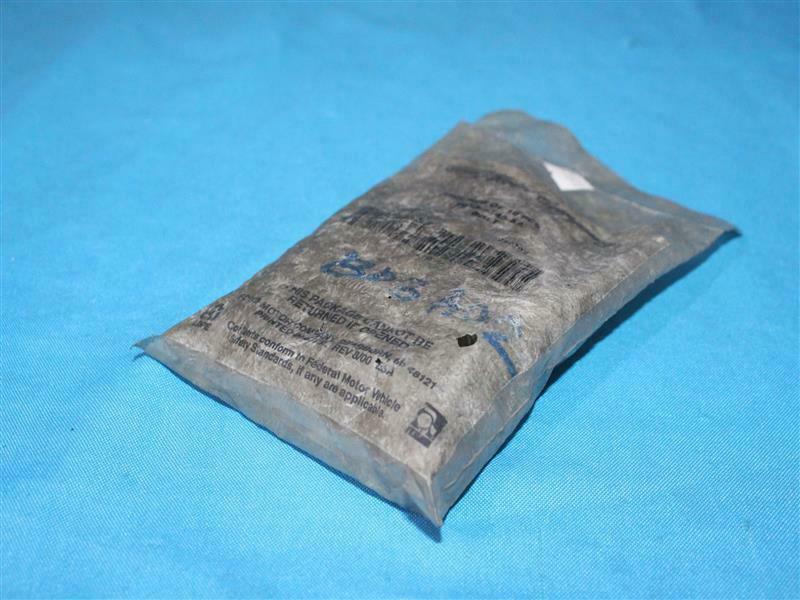 Ford F65Z-6345-AA F65Z6345AA Bolt 10pcs NEW NNB