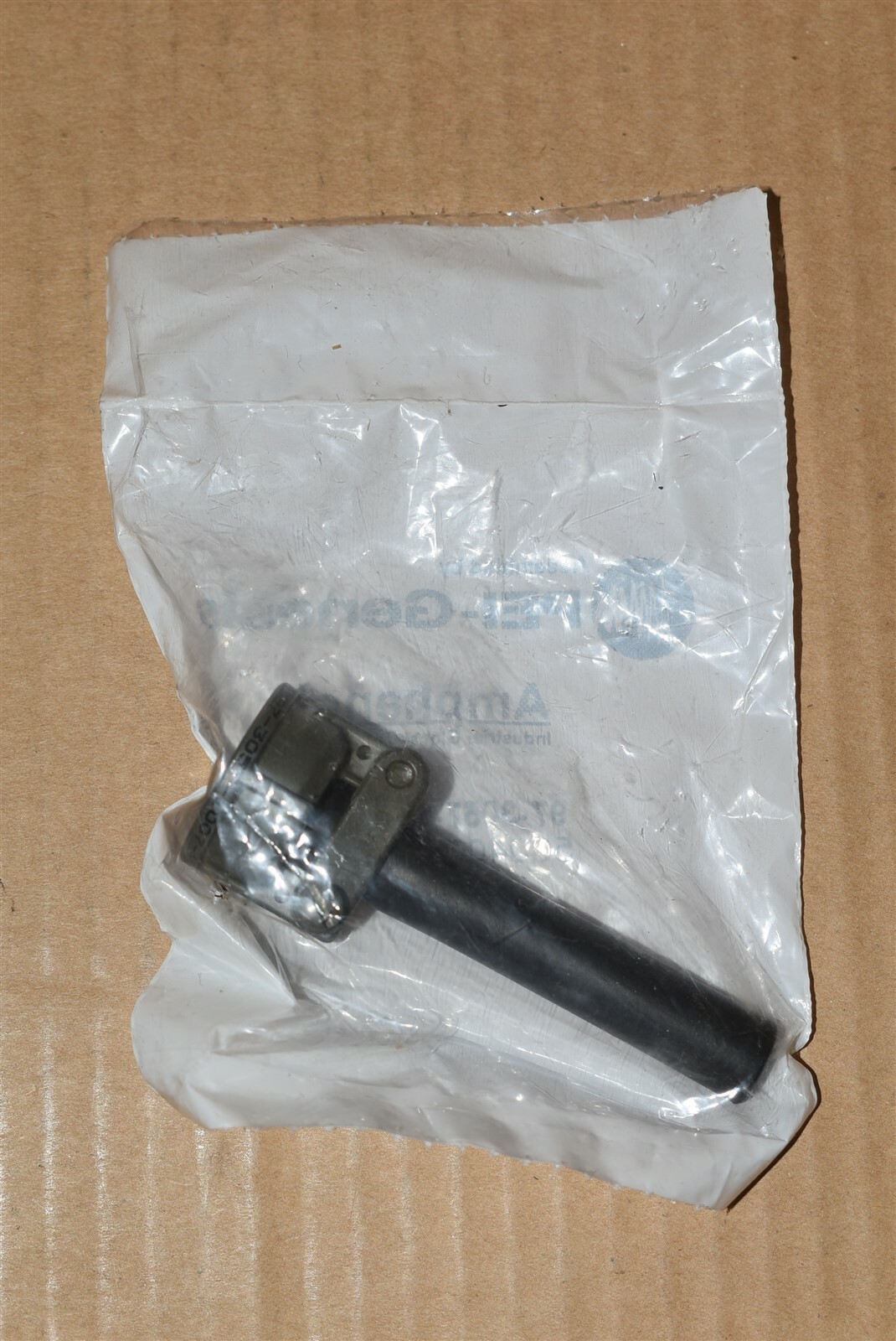 Amphenol Circular Connector 97-3057-1007-1 New in Factory Packaging