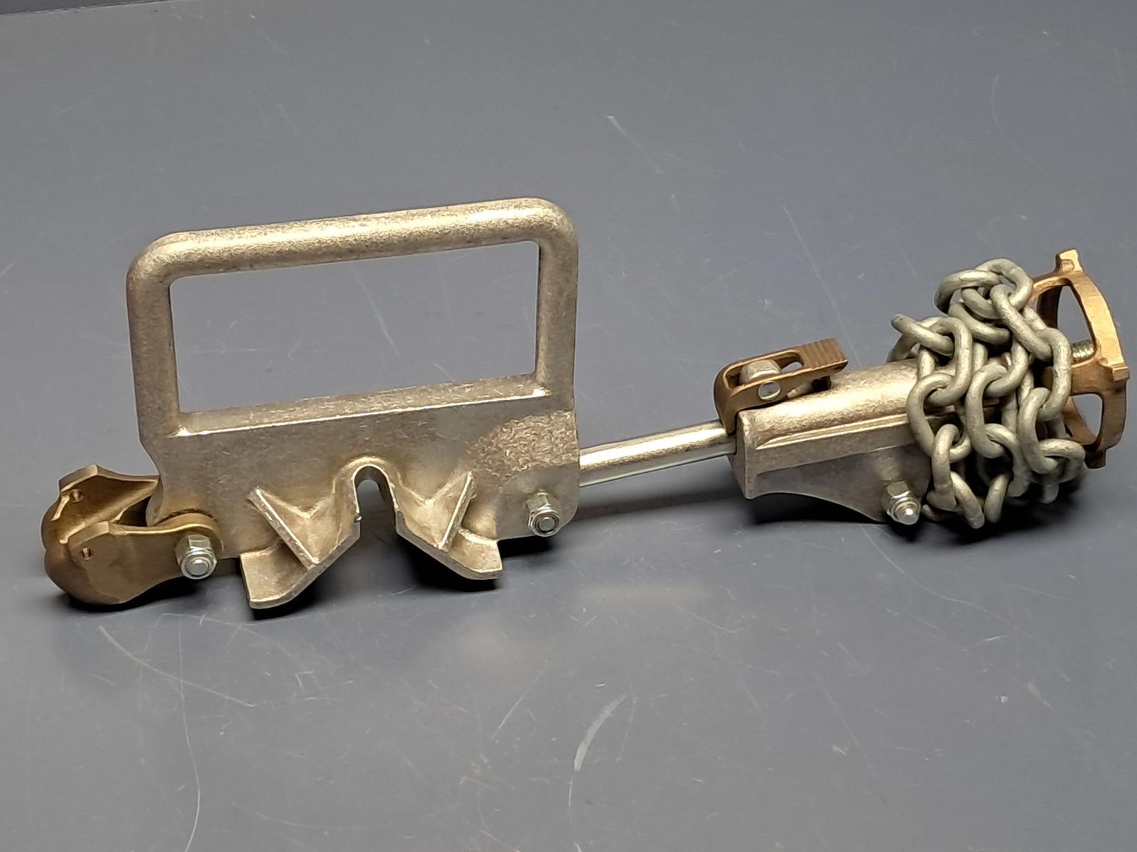 Hastings – 6767 – Grounding Cluster Bar and Support – NEW