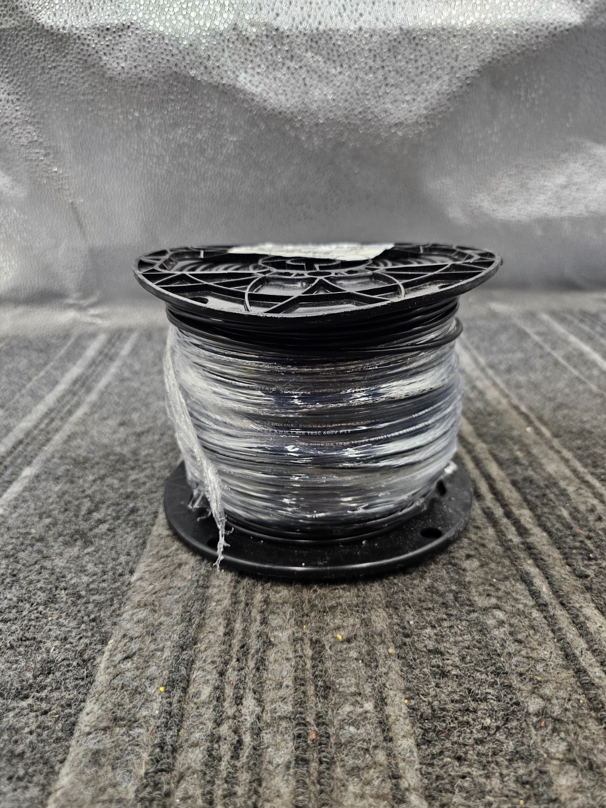Southwire 411020508 16 AWG, 26 Strand, Black Machine Tool Wire PVC 500ft 600V