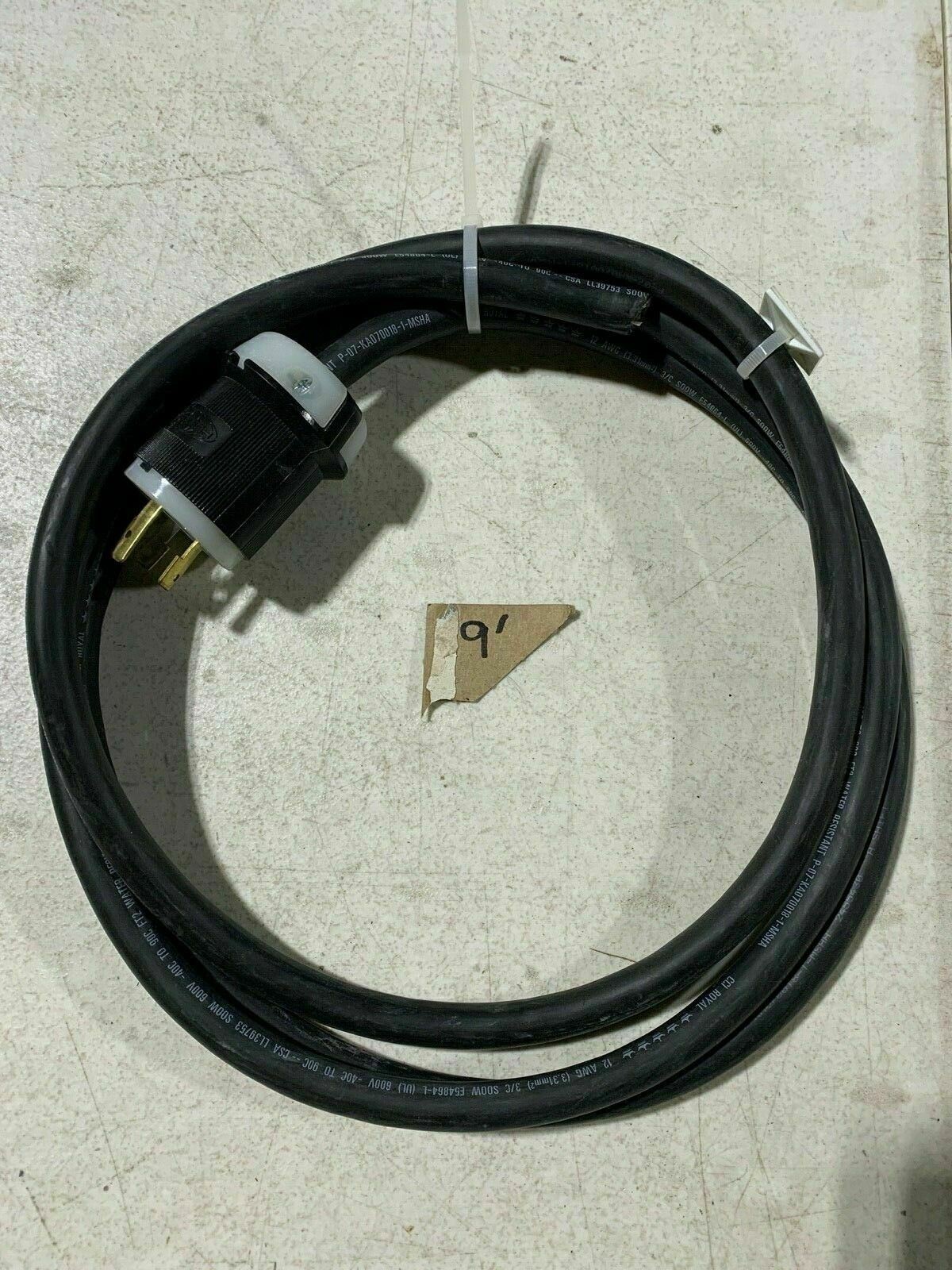 ONE (1) 20A/125V 9-Foot Extension Cord – 12AWG 3 Wire