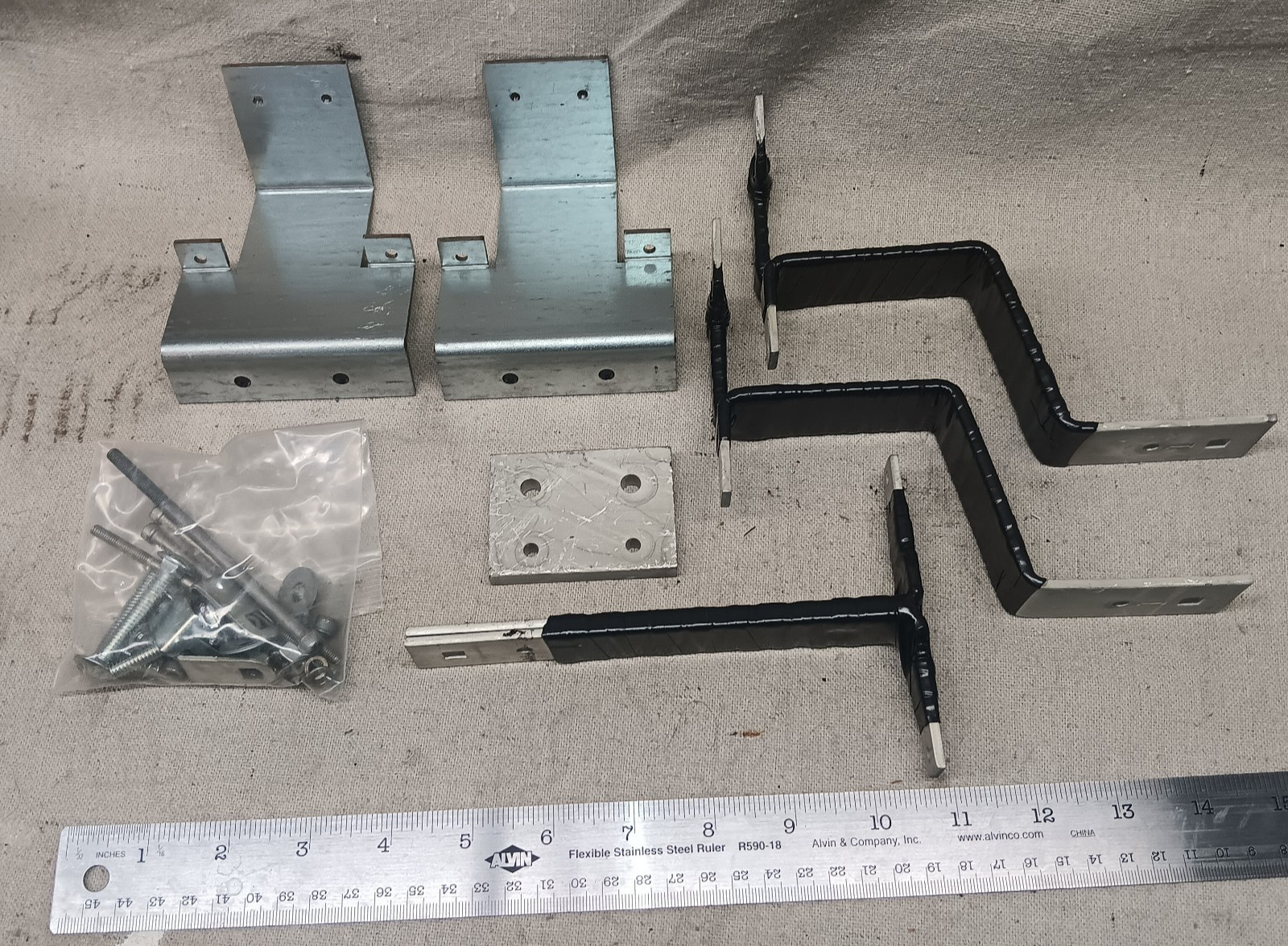 *NEW* GE Bus Bar Finger Kit Electrician Surplus Breaker Mounting Hardware