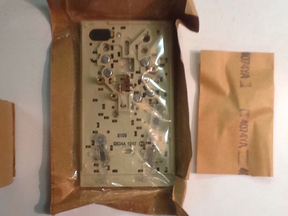 Honeywell Switching Sub-Base Thermostat Cool Off Heat 7601-43, Y491A 1109
