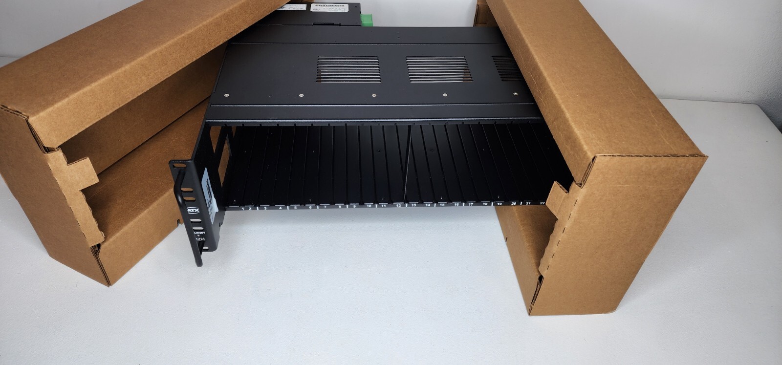 ATX MAXNET II MP3BA Active Chassis w/ MP3-COM