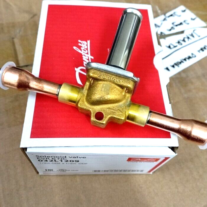 2PCS LOT- Danfoss 032L1209 Solenoid valve, EVR 6, Solder, ODF, 1/2 in- Brand New