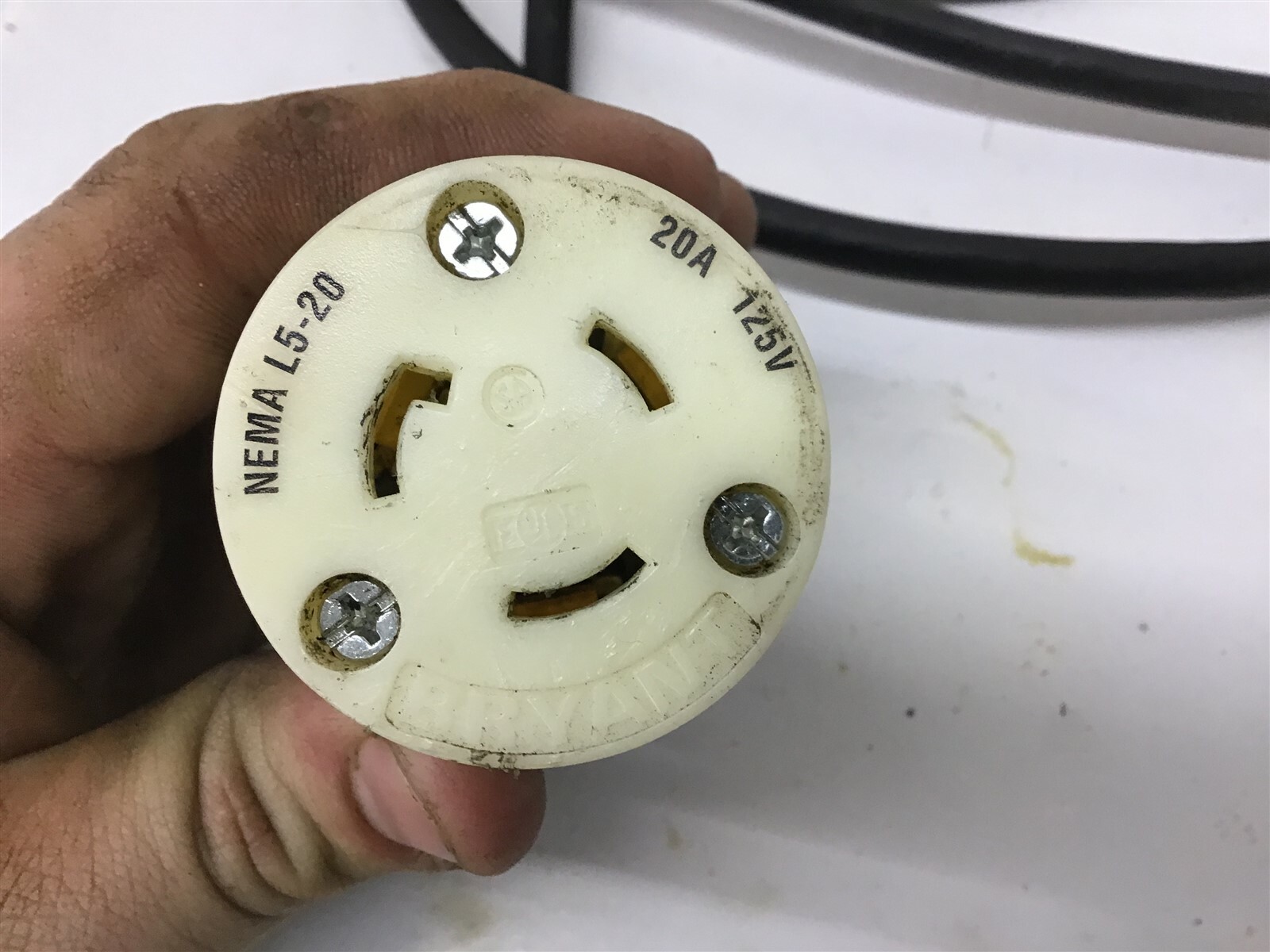 Essex P-159-18-MSHA 16/3 SJOW Male Hubbell Twist Lock