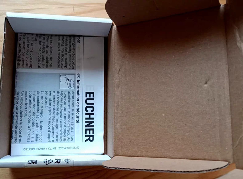 one EUCHNER N11D-M 086298 Safety Switch