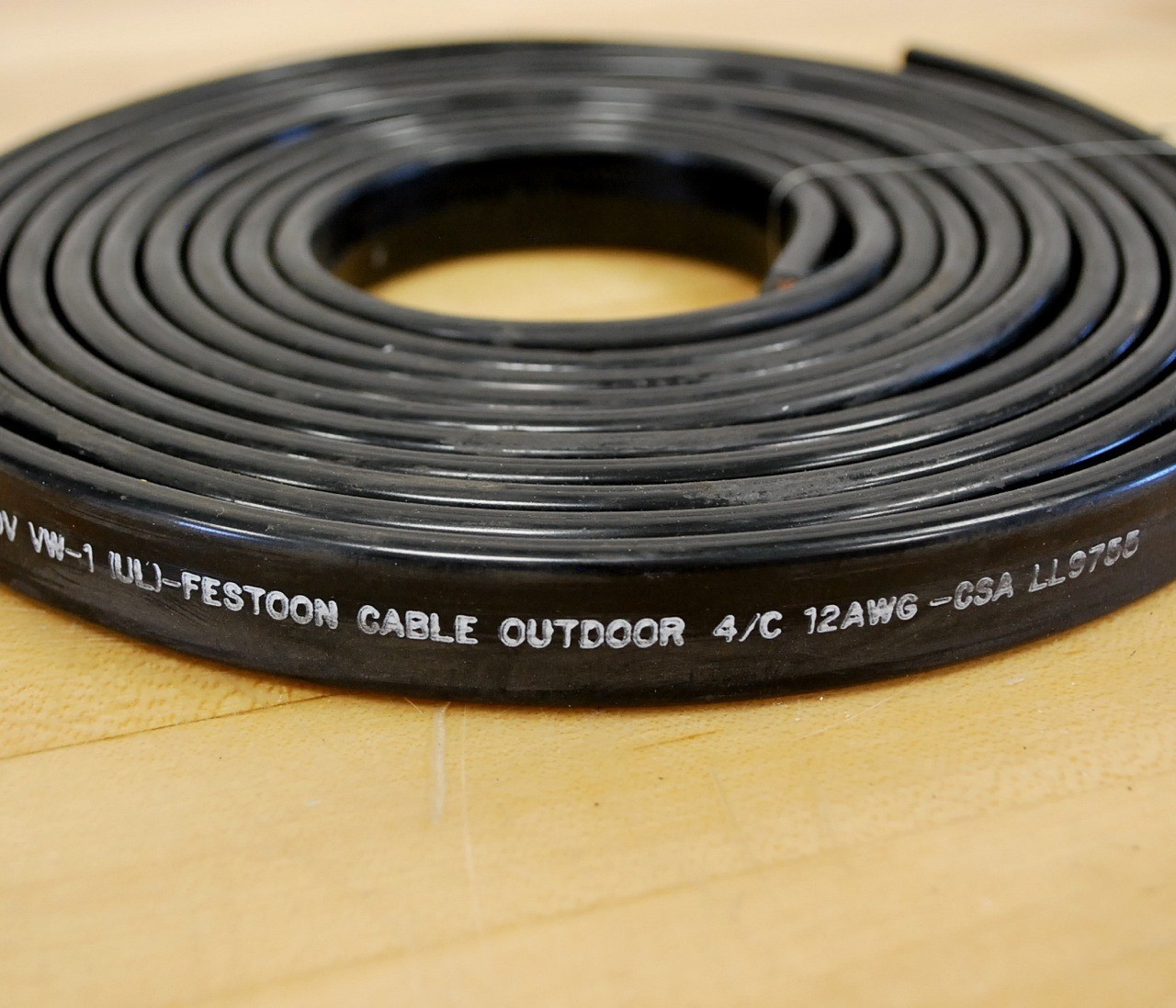 Festoon PVC T-14267, 14 Foot, 105C 600V VW-1 12AWG 600V Outdoor – NEW