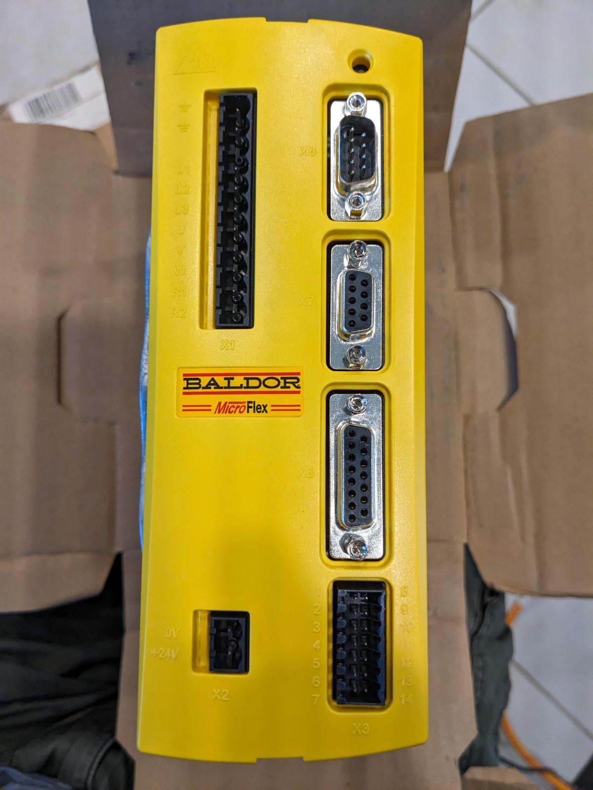 Baldor FMH2A06TR-EN23 MicroFlex Drive 6 Amp 3 Phase FMH2A06TR-EN23
