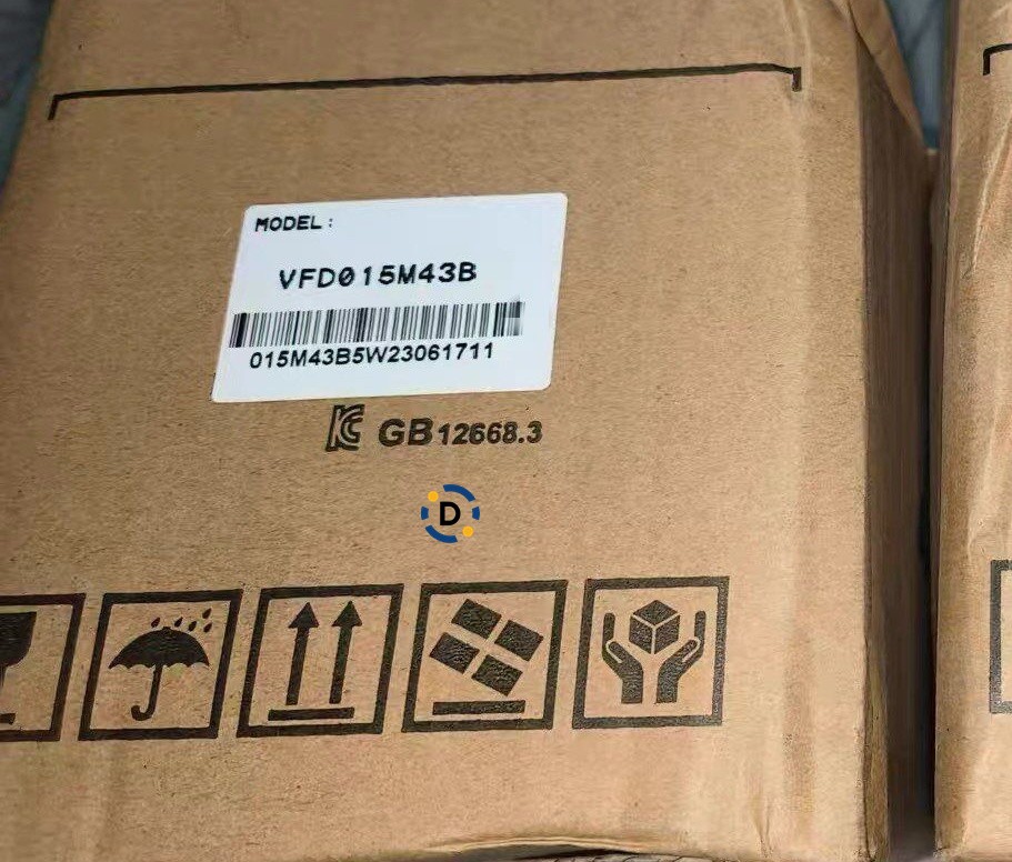 New DELTA VFD015M43B frequency converter
