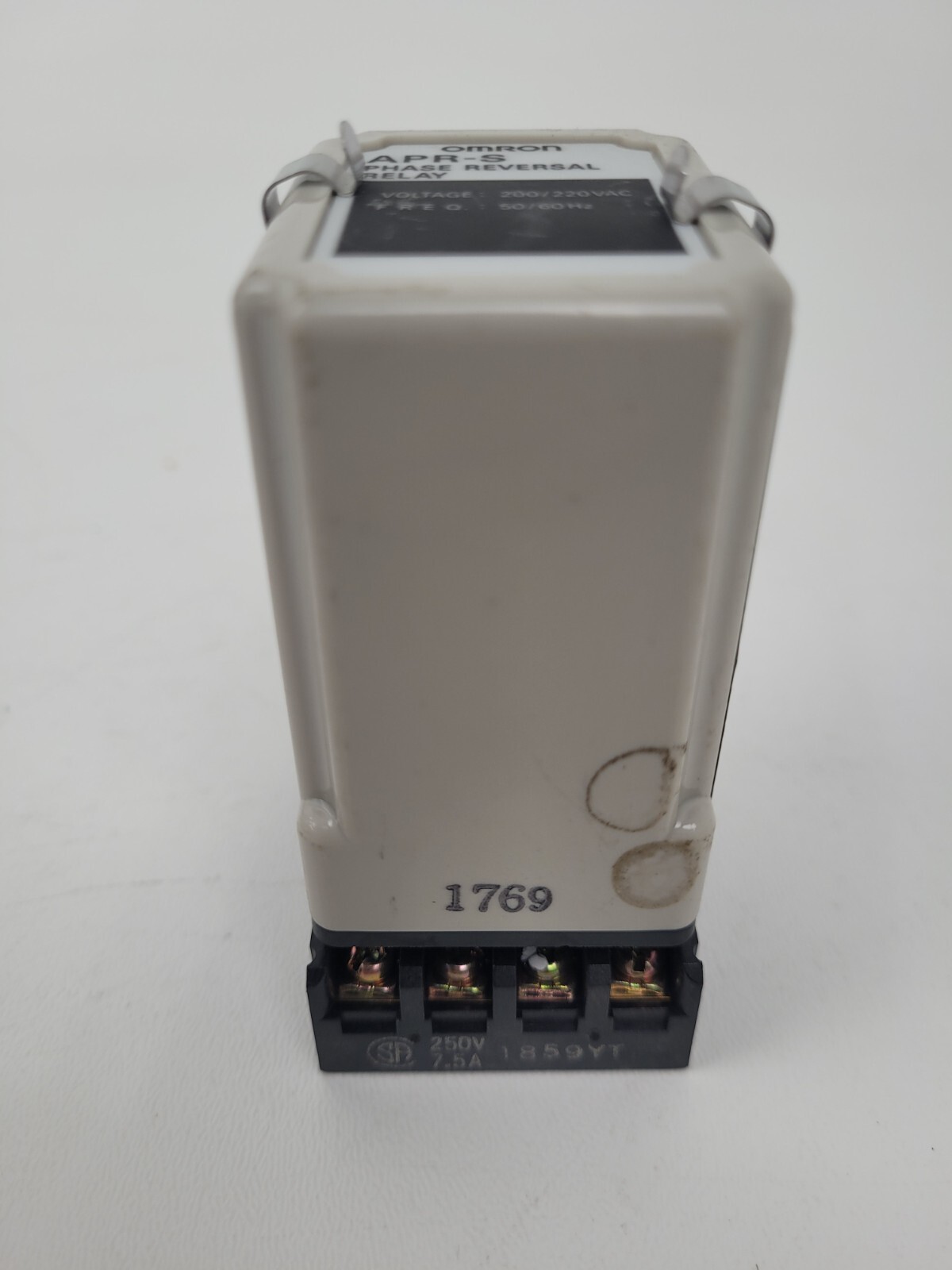 APR-S Omron 220V Phase Reversal Relay – Next Day Option