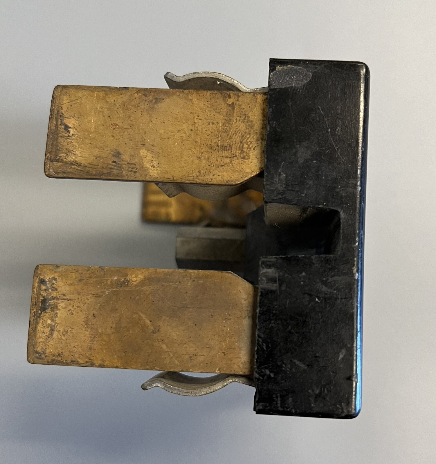 UNKNOWN MANUFACTURER FUSE PULL OUT BLOCK 27155-4