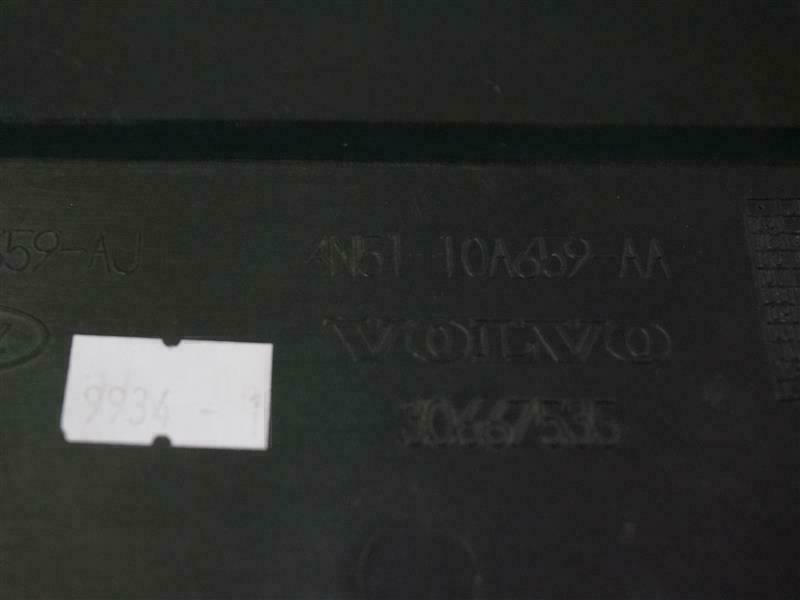 Ford 3M51-10A659-AJ 3M5110A659AJ Cover
