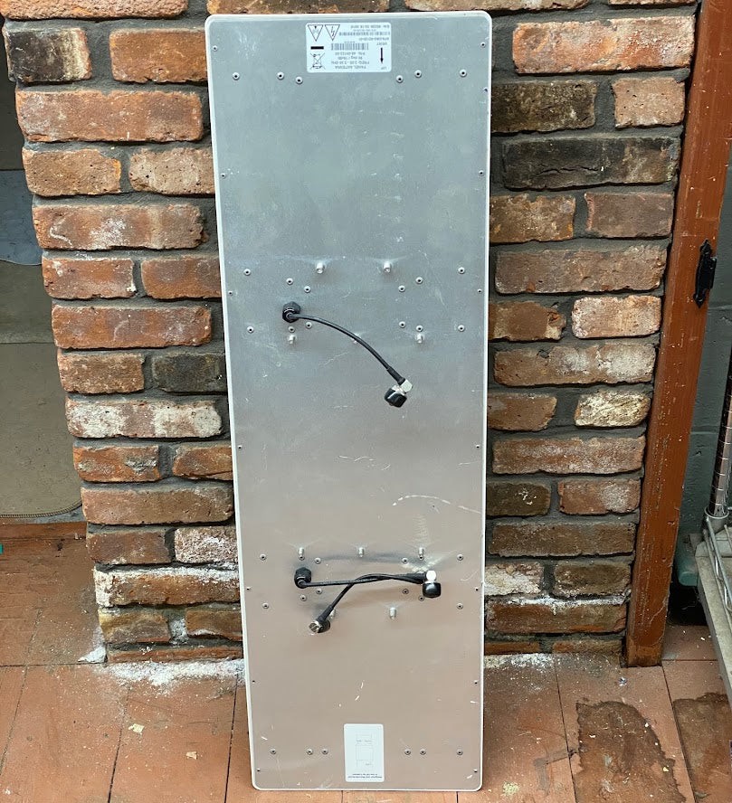 48-00132-00 – VISLINK – PANEL ANTENNA – FREQ. 2.00-2.30 GHZ, 90 DEG / 15DBI USED