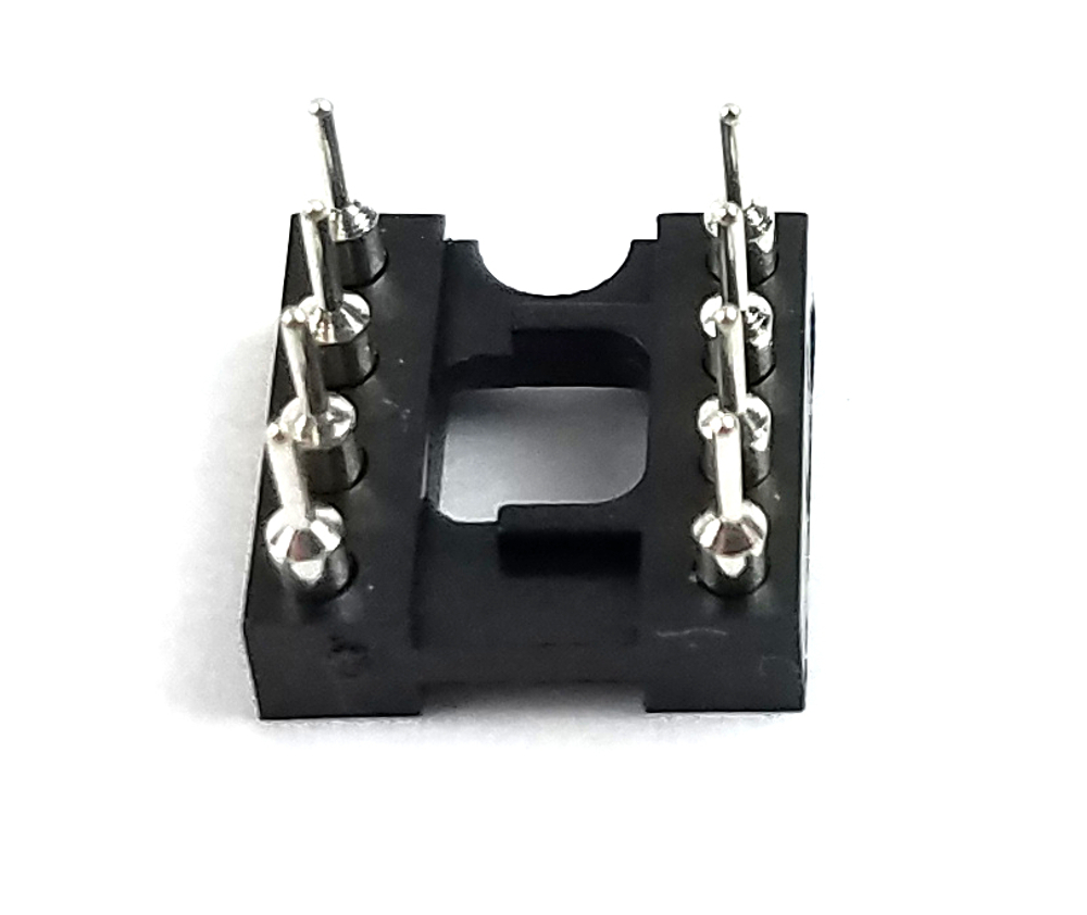 1PCS Microchip MCP601-I/P MCP601 + Socket – Single Supply CMOS Operational Amp