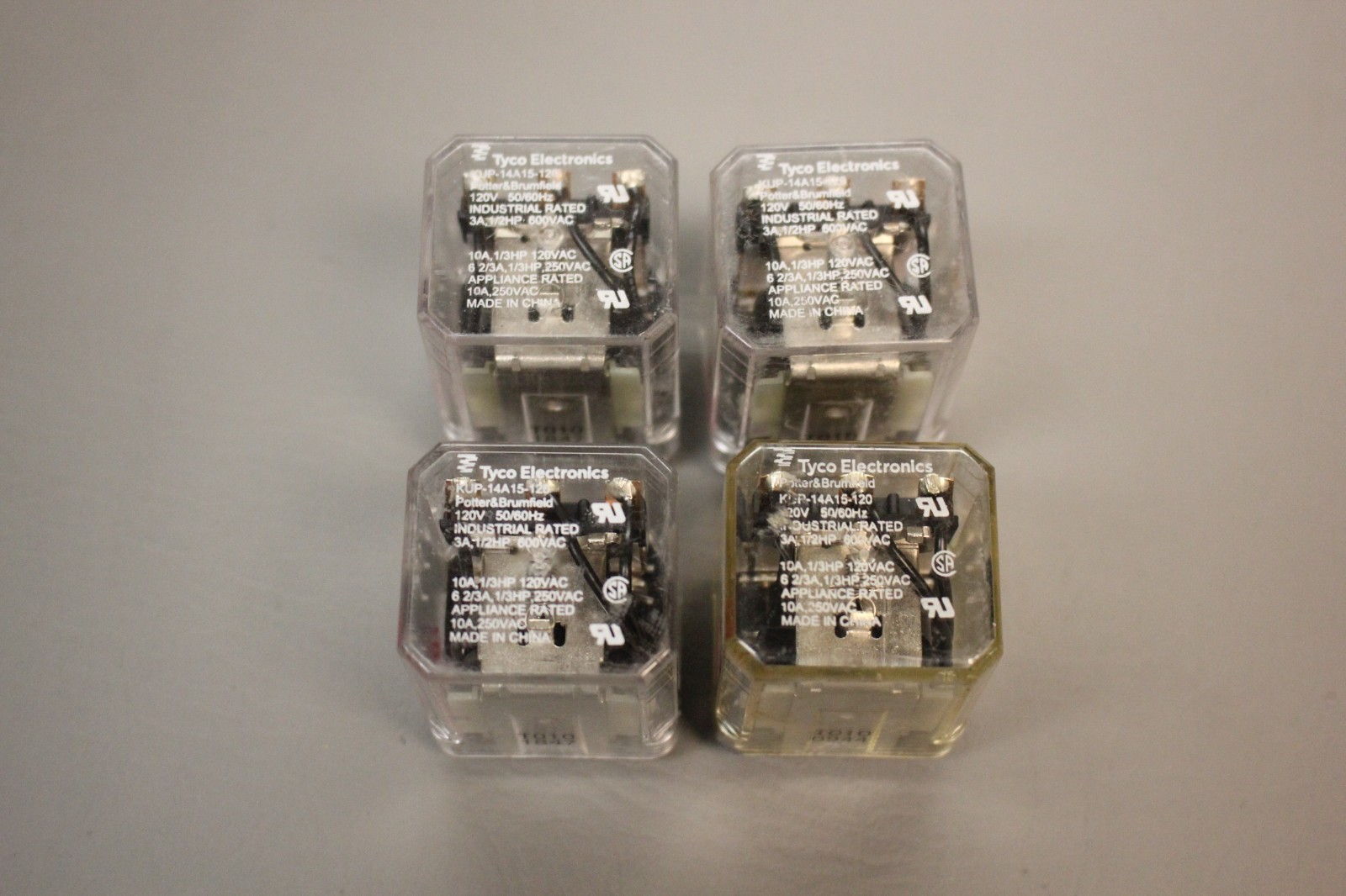 LOT OF 4 TYCO ELECTRONICS KUP-14A15-120 RELAYS 120V