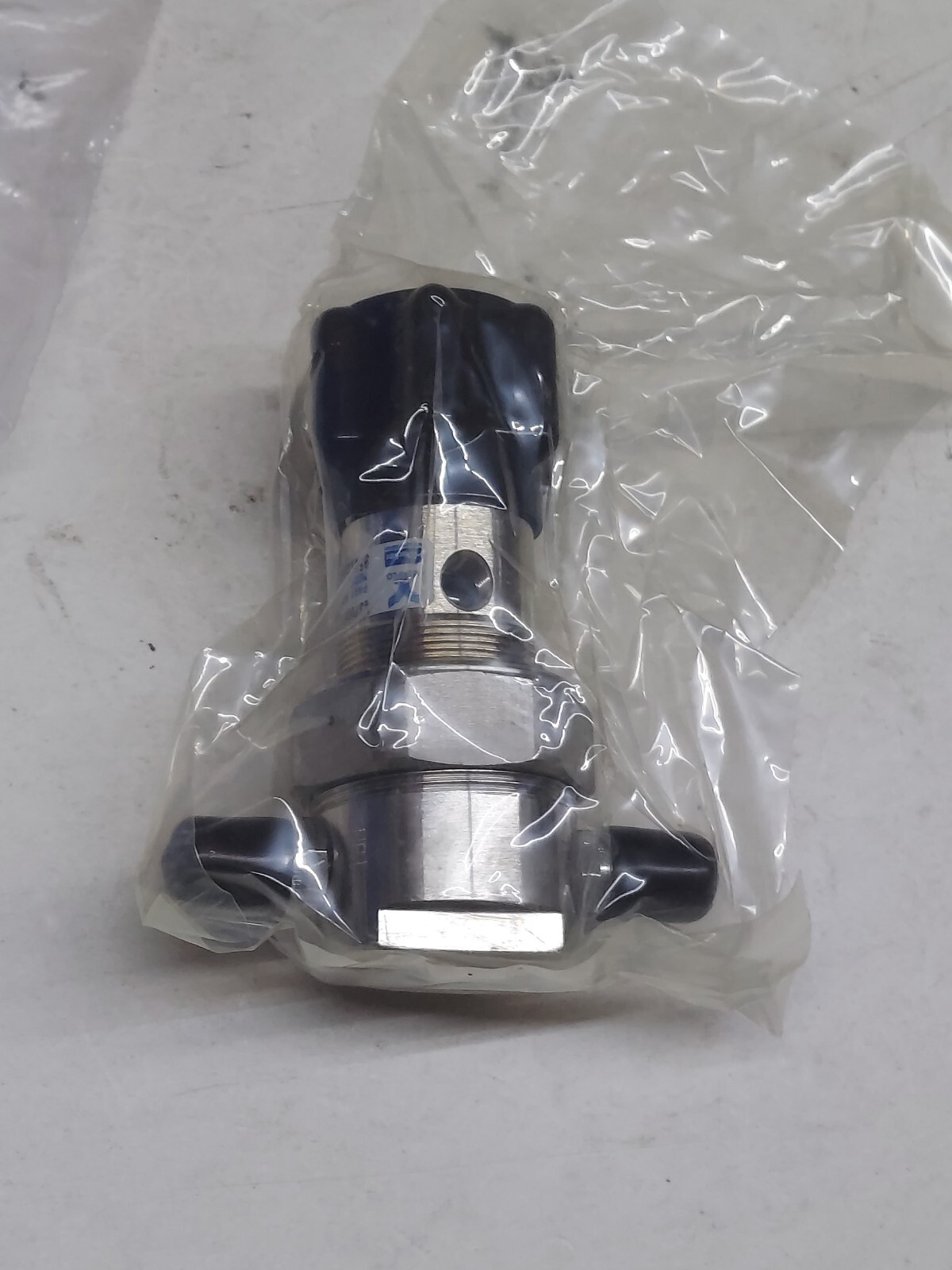 VERIFLO 959100W2PFFSMM 43700614 AMAT 3800-01083 RGLTR AIR PRESS 100PSI,NEW NO BO