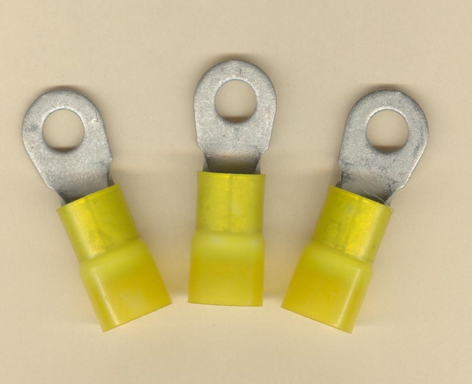 10 Yellow NYLON Insulated Ring Terminal Connector #4 Wire AWG 5/16″ Stud MOLEX