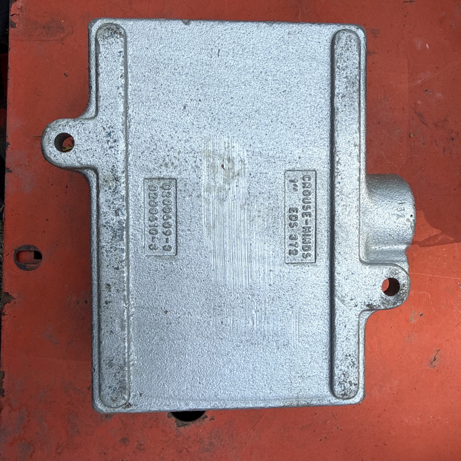 Crouse Hinds – EDS372 – Two-Gang, Dead End Back Box Made Of Feraloy Iron