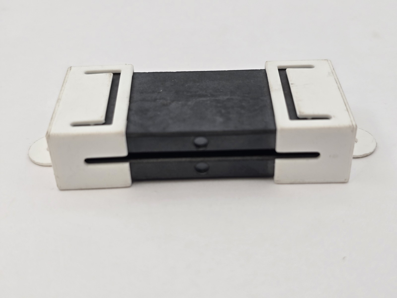 Steward 28S2001-0P0 EMI 280 Ohms at 100 MHz Material Grade 28 Split Ferrite Core