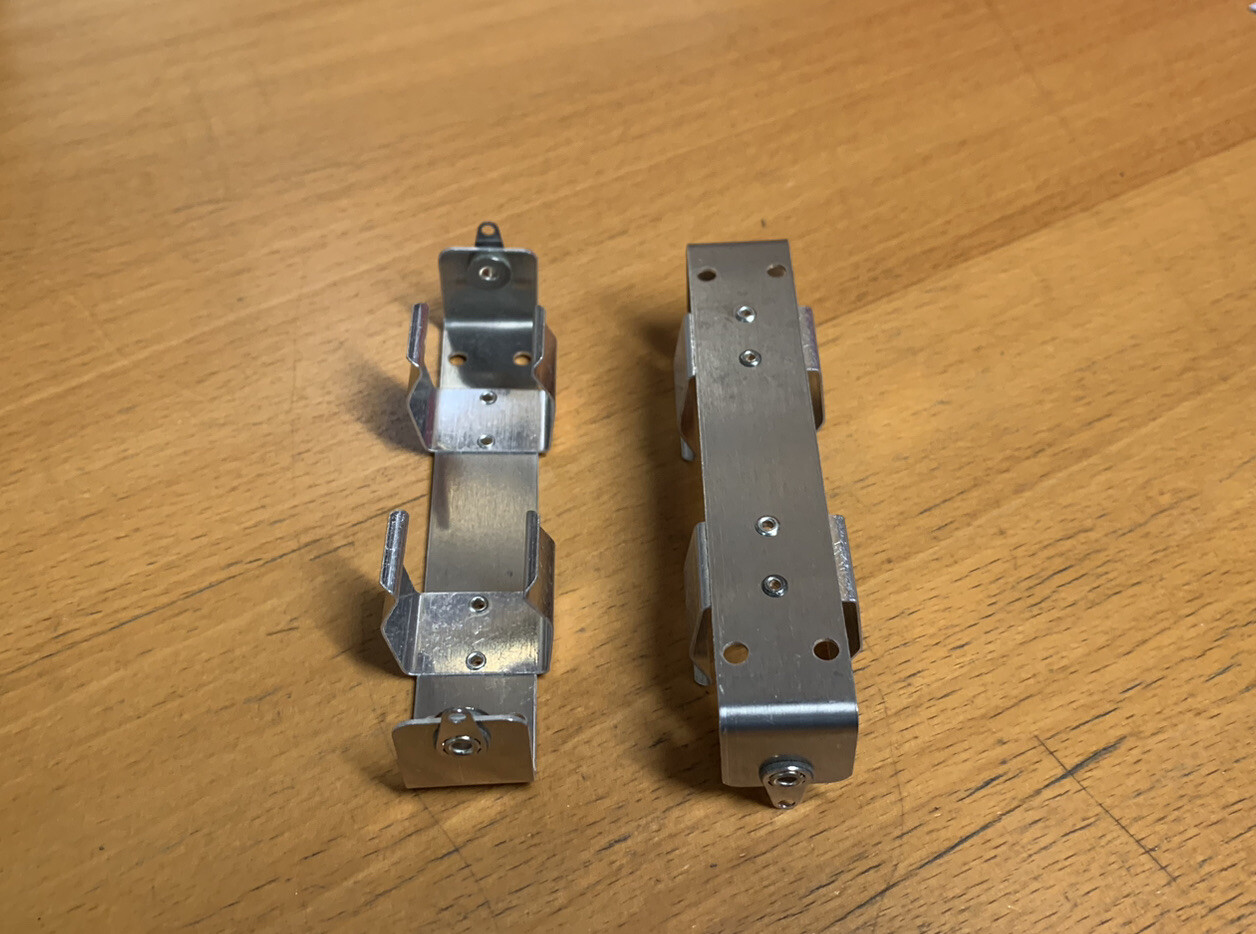 KEYSTONE 185 BATT HOLDER C 2 CELL SOLDER LUG (2pcs = 1 lot)